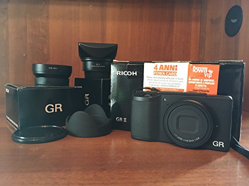 Ricoh 175844 GR II - Cámara compacta de 16 Mp, color negro, pantalla de 3', WiFi, USB 2.0, 28 mm, F2.8
