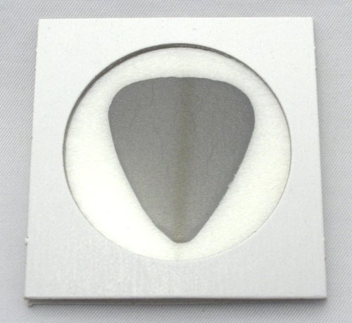 Store Lot de 20 médiators pour guitare avec 3 anneaux et rabats en carton (style 351/mousse blanche) - Les Beatles, Paul McCartney, John Lennon, RIngo Starr, George Harrison Store Lot de 20 médiators pour guitare avec 3 anneaux et rabats en carton (style 351/mousse blanche) – Image 3