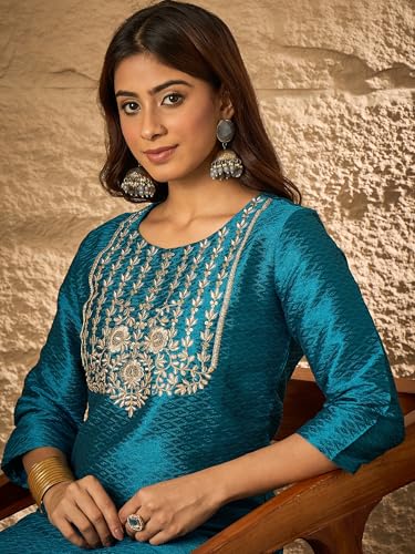 Image of Women's Silk Blend Solid Regular Kurta Set