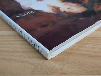 Amazon.co.jp: 葉月里緒奈 写真集 RIONA初版篠山紀信ぶんか社