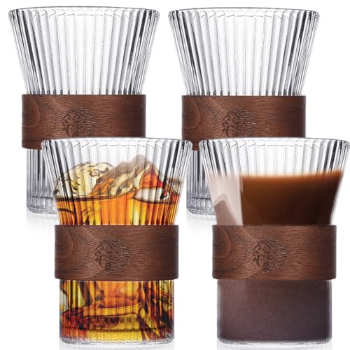 Lot de 4 tasses à expresso, 300 ml, en verre, avec manchon en bois de noyer, 11 x 8 cm, pour cappuccino, moka, latte, macchiato, design ondulé, pour thé, expresso, latte, glace, jus