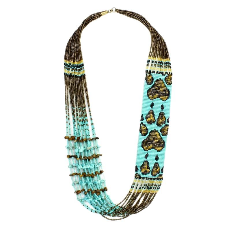 Collier ukrainien Gerdan en perles, un bijou traditionnel fait main chargé d'histoire