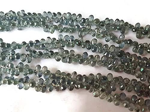Saphir vert véritable : perles gouttes facettées naturelles pour la haute joaillerie créative