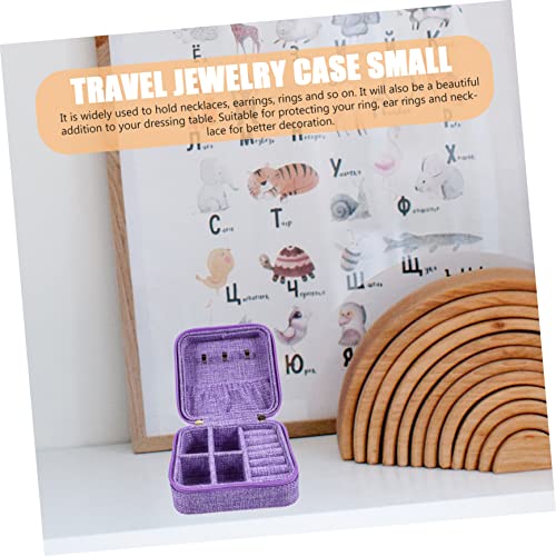 Boîte à bijoux compacte pour ne plus perdre vos boucles d'oreilles