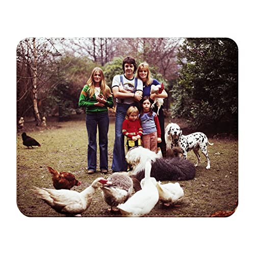 Tapis de Souris Aspect Cuir Paul McCartney et sa Famille Beatles Rock Pop Star – 22 x 18 cm - Les Beatles, Paul McCartney, John Lennon, RIngo Starr, George Harrison Tapis de Souris Aspect Cuir Paul McCartney et sa Famille Beatles Rock Pop Star - 22 x 18 cm