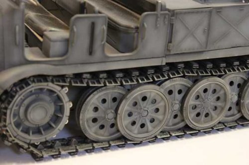 Amazon | TamToys 1/16 Sdkfz9 Famo ハーフトラック フルメタルキット