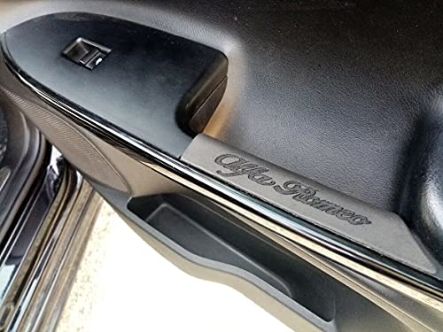 Design moderno: stile minimalista adatto per l'alfa romeo giulietta