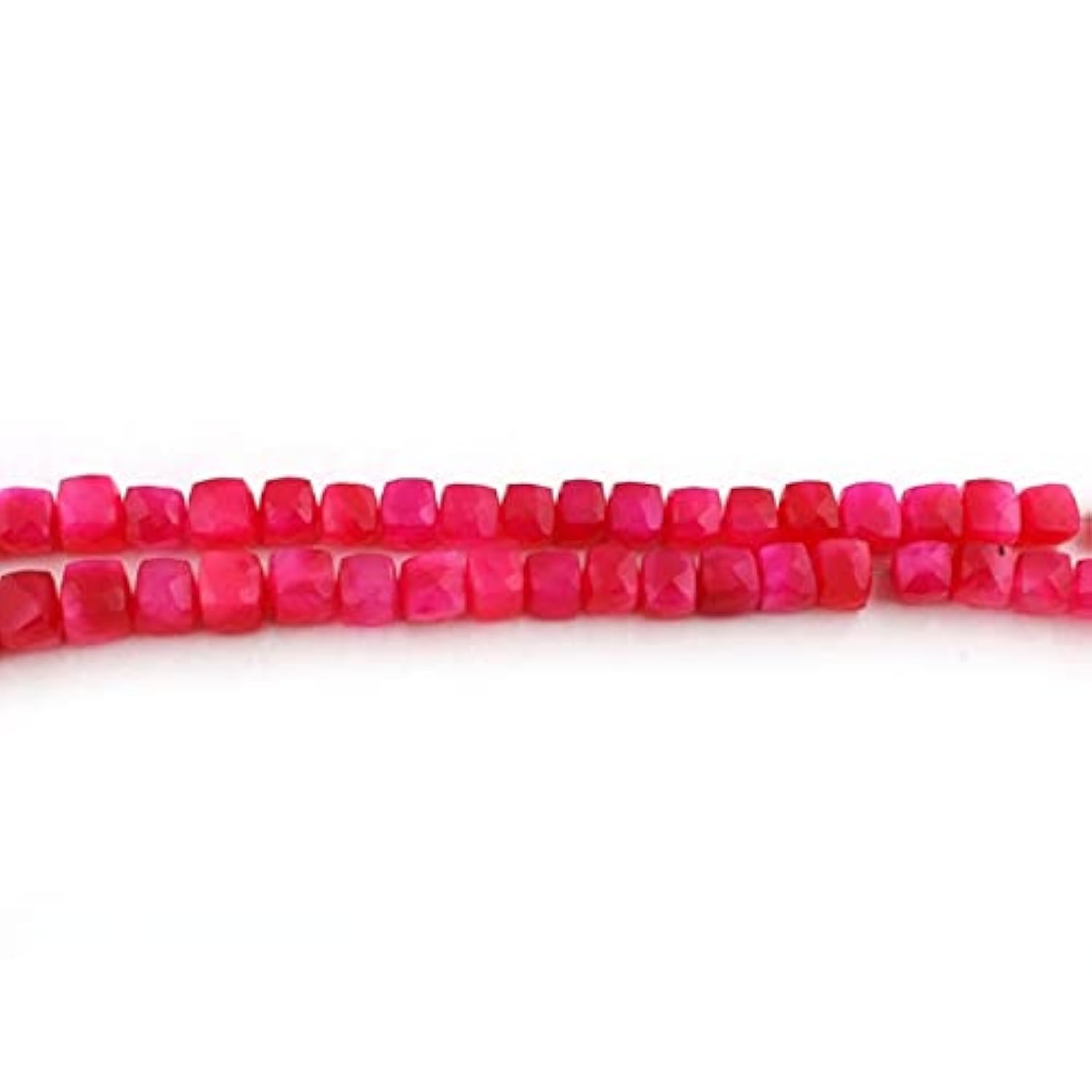 Hot Pink Chalcedony faceted cube beads briolettes 6mm-9mm fil 8 pouces SB716