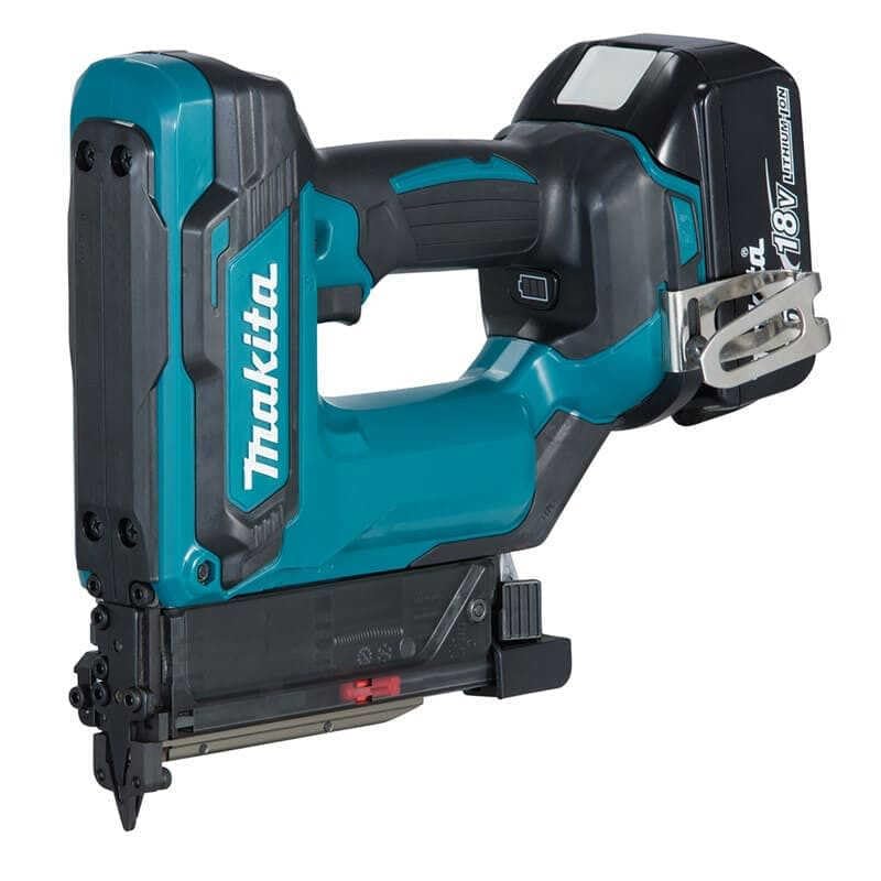 Makita DPT 353 RM1J 18V Li-Ion Clavadora inalámbrica en estuche Makpac + 1x batería 4.0Ah + cargador