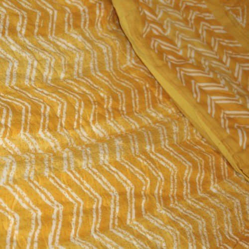 Buy Natural quilts Sunshine Waves Regular Quillow, multicolour Online at Low Prices in India