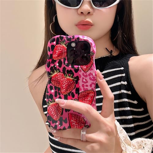 Coque iPhone 15 Pro Max antichoc fraise mignonne silicone souple irrégulière