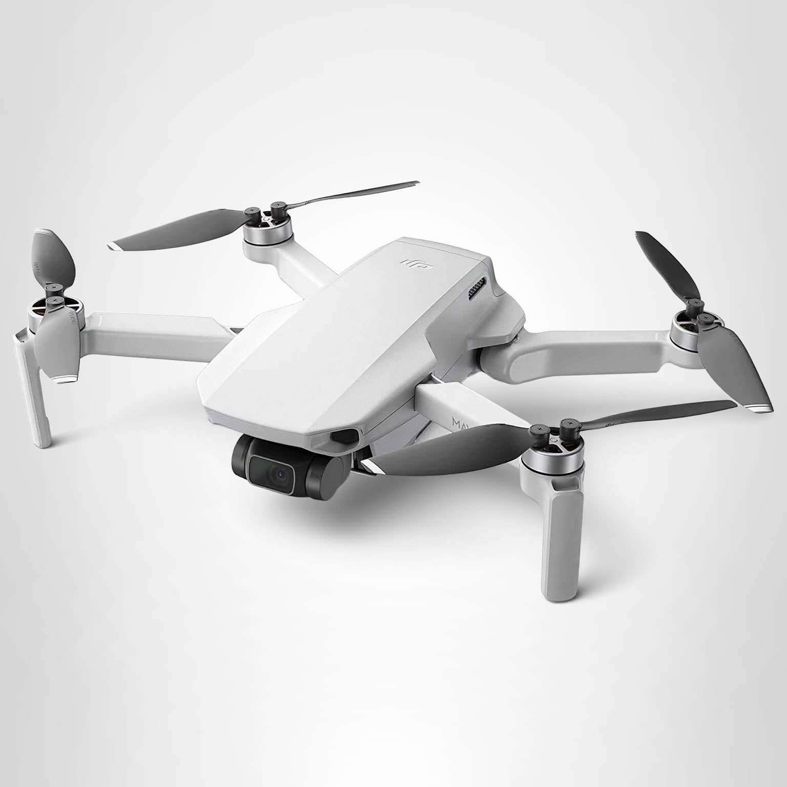 ビデオカメラ Dji mavic mini 199gの小型折りたたみドローン DJI Mavic Miniを森の中とサーキットで
