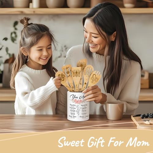 Sometimes-You-Forget-Your-Awesome-Cooking-Utensils-Set-Utensil-Holder-6-Wooden-Spoons-Cooking-Gifts-For-Mom-Ant-Grandma-Christmas-Kitchen-Gifts-Sweet-Christmas-Cooking-Gift-for-Women