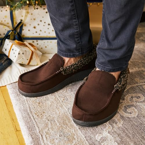 Image of Dearfoams Men's Eli Microfiber Indoor /Outdoor with Whipstitch Detail Suede Moccasin Slipper