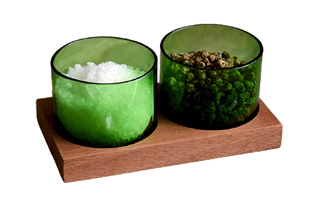 Ecofriendly Salt and Pepper Pinch pots, salt cellar, salt pig, made