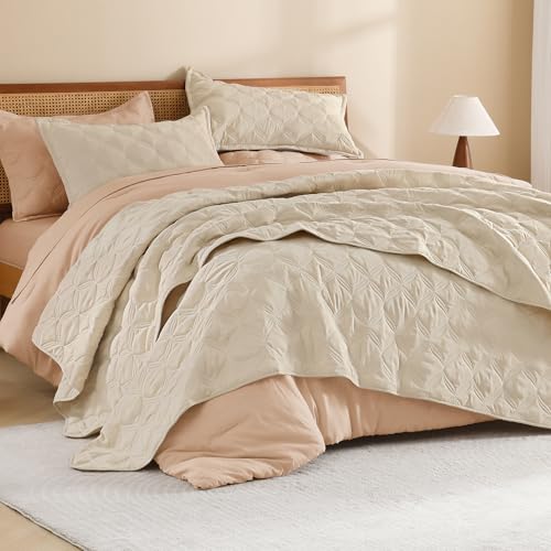 Image of Litanika Queen Quilt Bedding Set, Oatmeal Summer Lightweight Soft Comforter Bedspreads & Coverlets, Boho Farmhouse Bedding Cover Bed Decor All Season, 3 Pieces (1 Quilt, 2 Pillowcases)