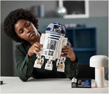 LEGO® Star Wars™ R2-D2™ 75308 - Collectible, Exhibitionable, Creative and Entertaining Star Wars Production Set (2315 Tracks)