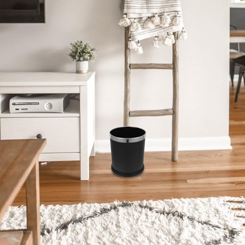 Cubo de basura resistente de plástico espacioso color negro 5