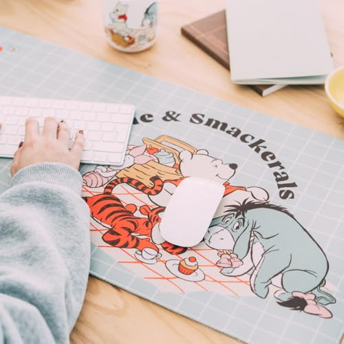Alfombrilla escritorio impermeable Winnie The Pooh, despídete de manchas y deslizamientos 4