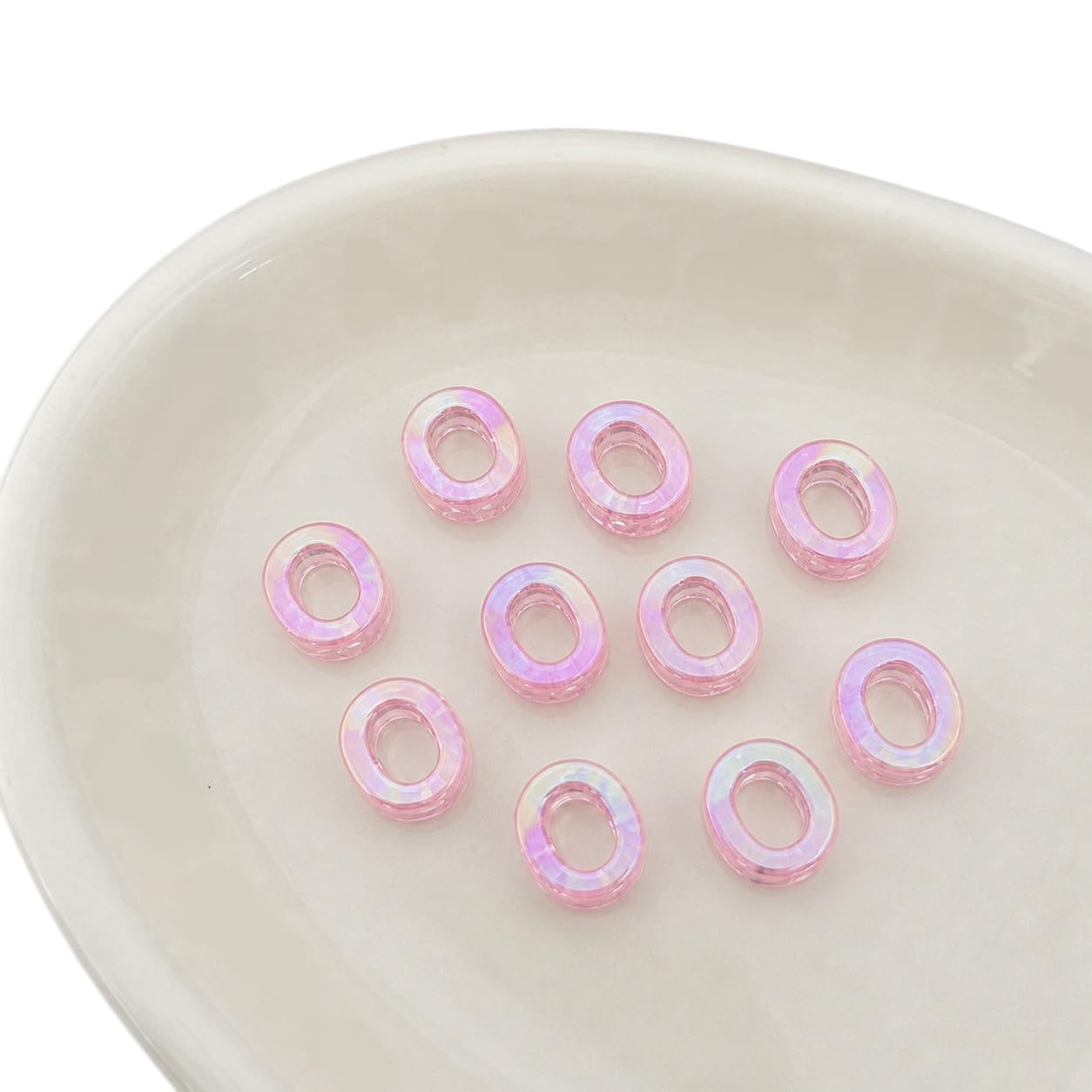 Letter Beads 10pcs, Large Acrylic Alphabet Beads with 6mm Hole, Iridescent Holographic UV Plated for Bracelet Making, Jewellery, Keyrings & Craft (Iridescent Light Pink, Letter O)