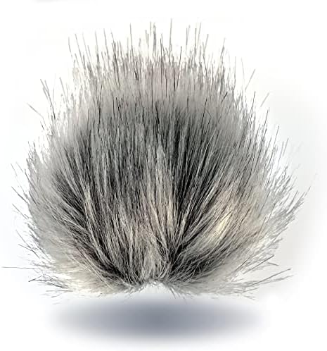 Wohnkult Bobble Set | 3 x Faux Fur Bobbles | Available in 26 Selection | Fur Pom Pom Diameter 15-17 cm Pompom for Hats with Thread (Olive Green)
