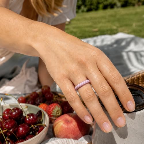Image of Egnaro Women's Silicone Anniversary Wedding Ring 2.5mm Wide 1.8mm Thick