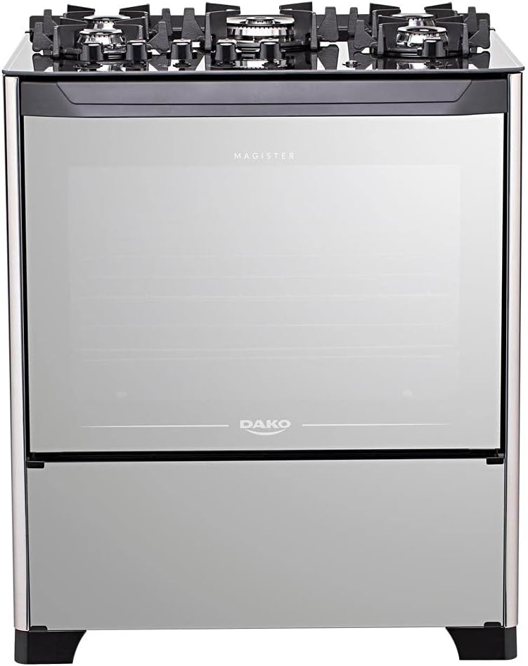 Cooktop visto de frente, sobre fundo branco liso e sem elementos adicionais. Cooktop visto de frente, sobre fundo branco liso e sem elementos adicionais.