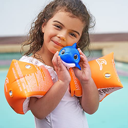 Robo Alive Junior Daddy Shark Battery-Powered Sing and Swim Bath Toy by ZURU