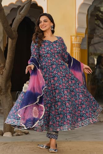 Image of GoSriKi Cotton Blend Womens Kurta With Pant & Dupatta