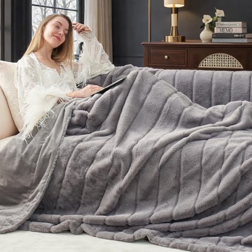 Faux Fur Throw Blanket, Grey 60"x80" - image 1