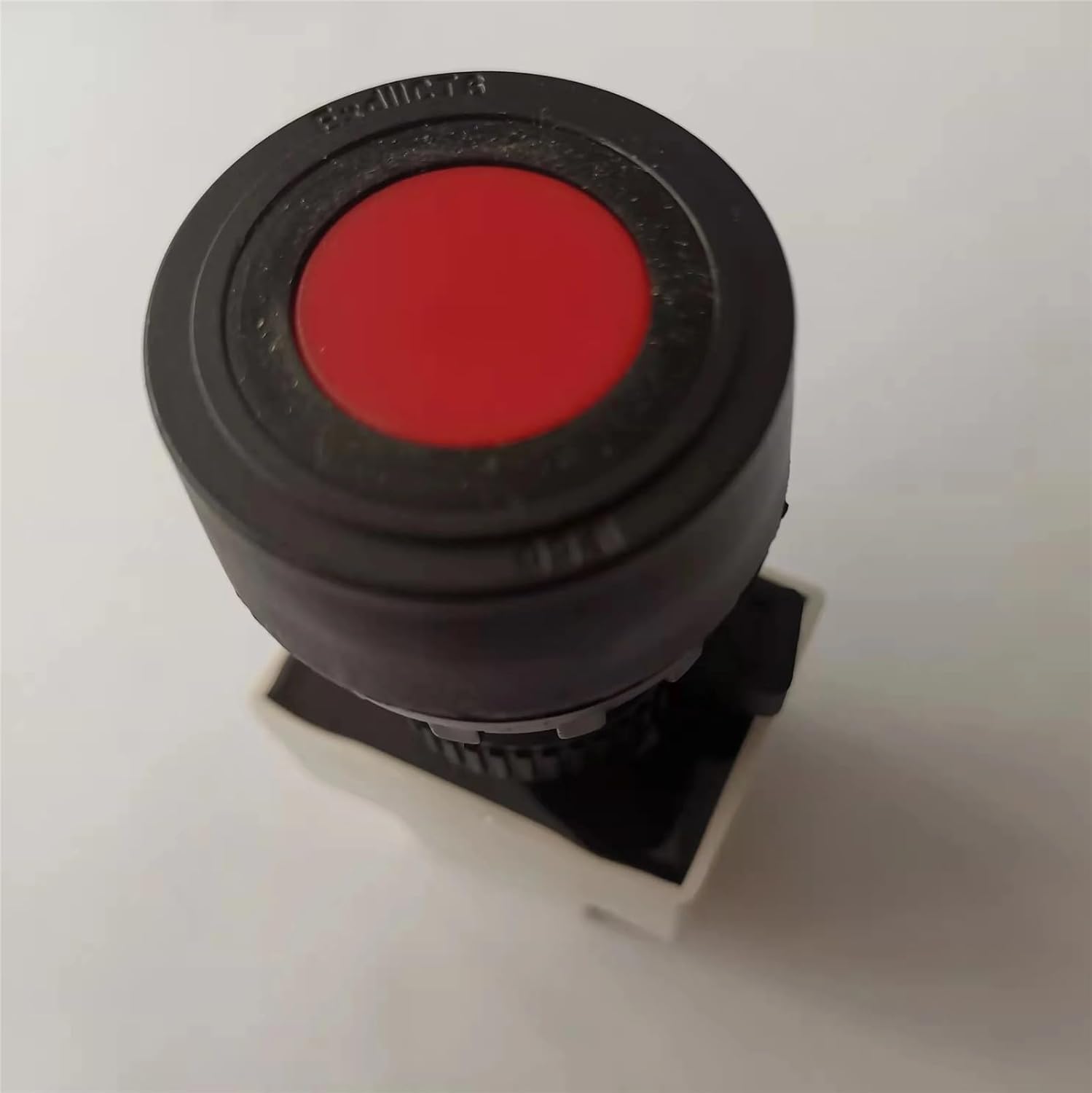 1pcs BA8030 Button Stop Switch Self Reset Red Green Yellow Blue(Red)