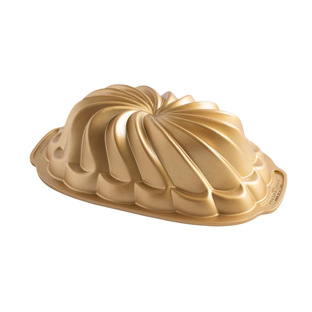 Nordic Ware + Pirouette Kastenform