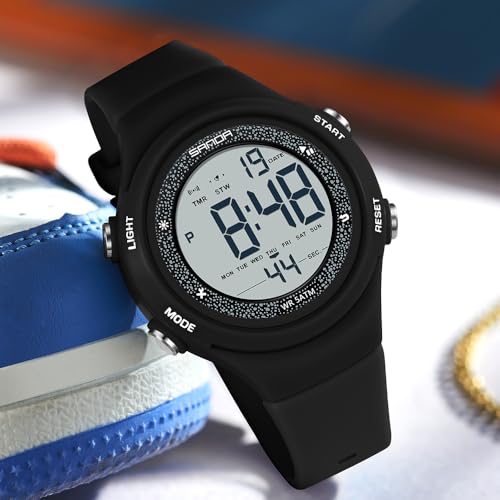 Gosasa Digital Watch SM 8105 with blue LED backlight activated