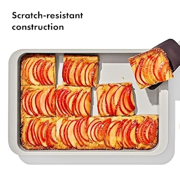 OXO Good Grips Ceramic Cake Pan, listing photo 4