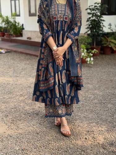 Image of Nermosa Women's Printed Anarkali Kurta Palazzo Set with Dupatta