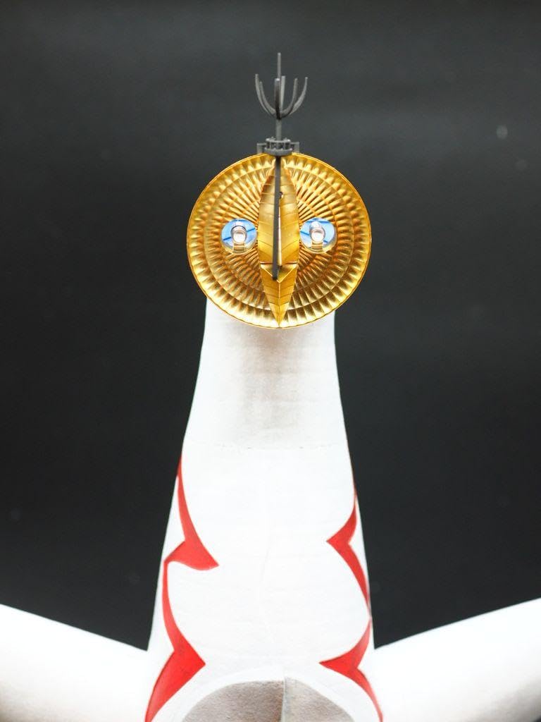 Amazon.co.jp: 海洋堂ARTPLA 太陽の塔 全塗装完成品（内部完全再現  