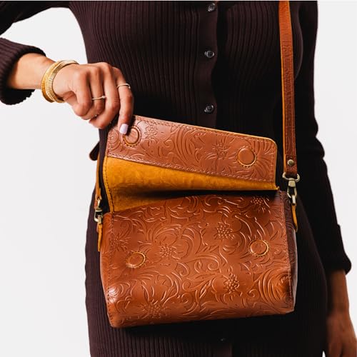 Image of Portland Leather Goods Metro Crossbody Bag for Women - Handmade from the Finest Full-Grain Hides