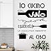 Vinile da parete decorativo, adesivo da parete frase in italiano"IO CUCINO COL VINO" adesivi murali frasi in italiano citazione, decorazione da parete DC-134-IT