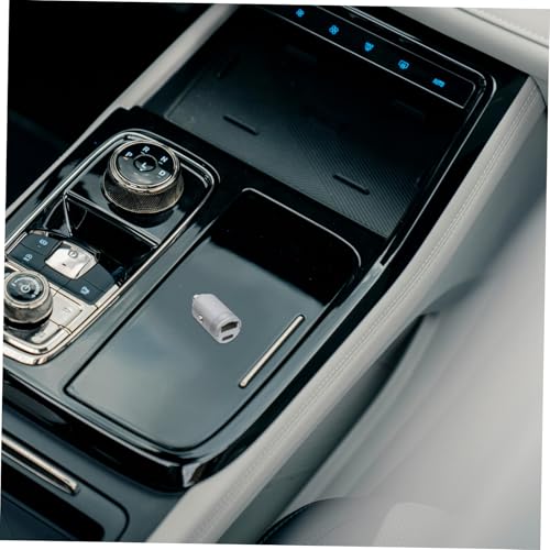 Cargador de coche USB rápido ergonómico para evitar baterías vacías en tabletas y móviles 6