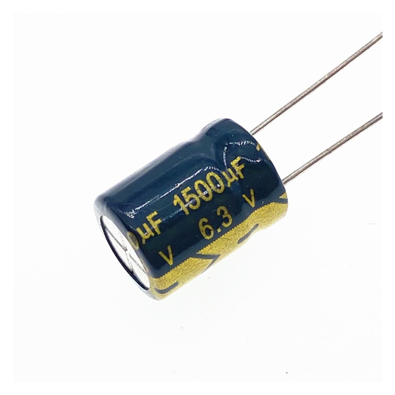 Condensateurs électrolytiques aluminium 1500uF 6.3V 8x16mm haute fréquence par 20