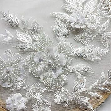 Amazon.com: Vestido de novia bordado de encaje de flores 3D con perlas de  tul, para bricolaje (color – blanco) : Belleza y Cuidado Personal