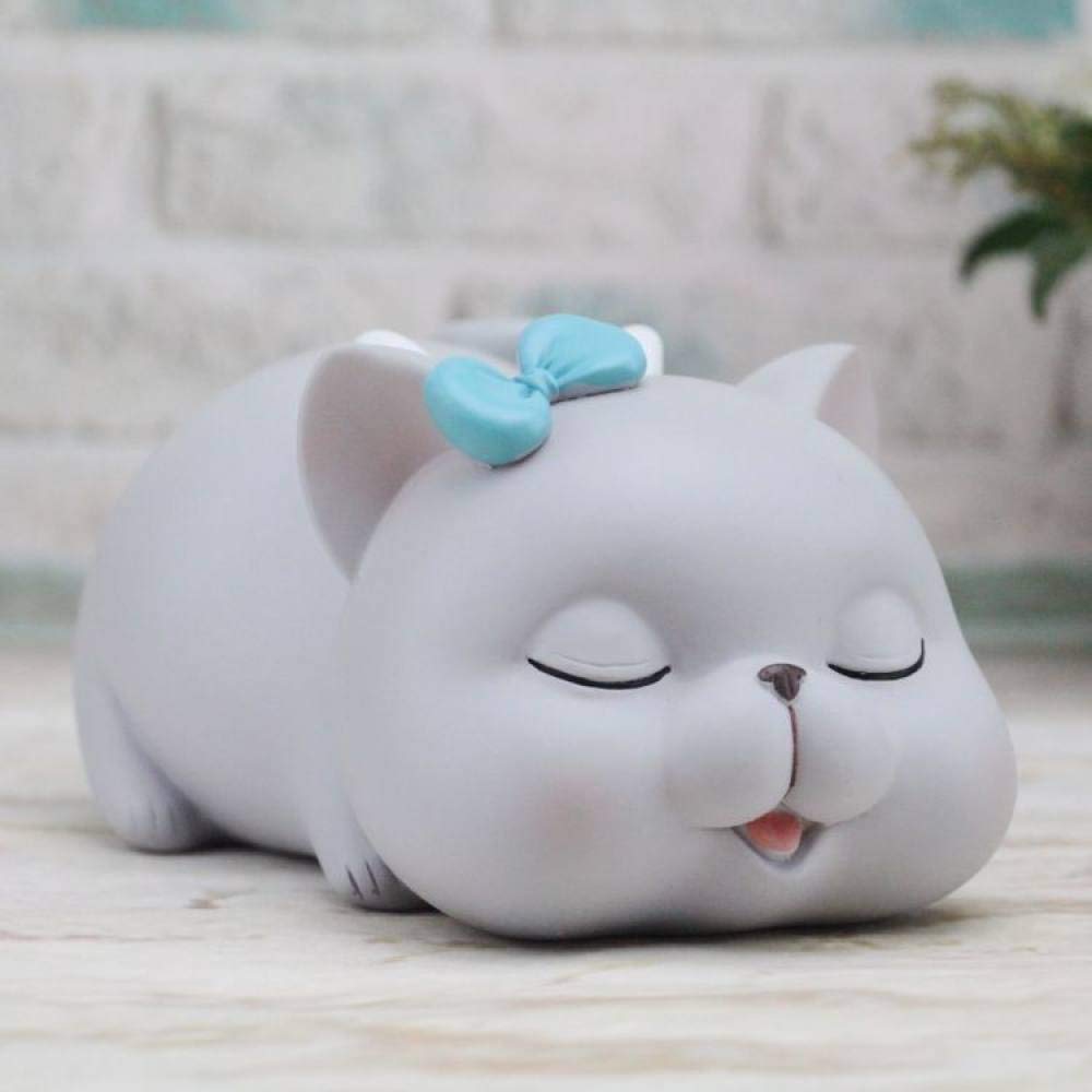 Petite statue chat gris sur étagère de salon et décoration de bureau moderne