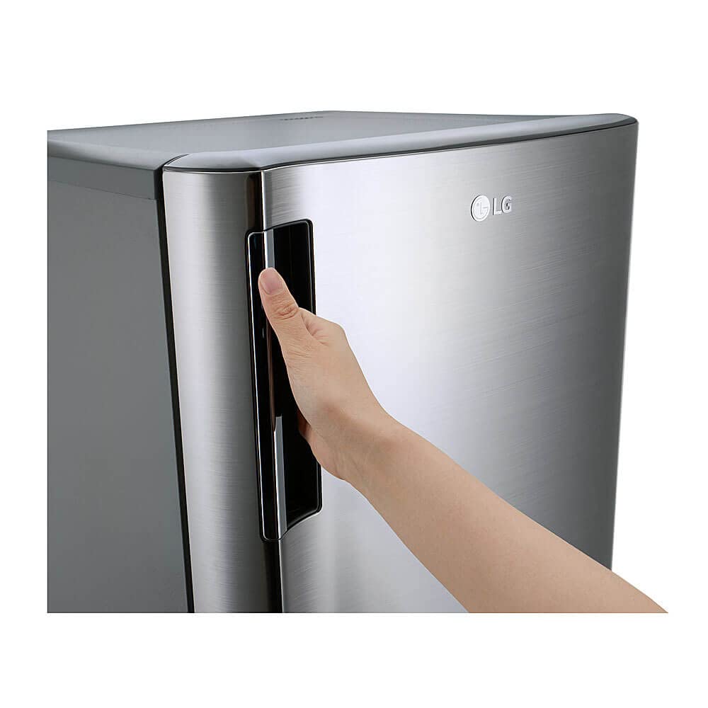 LG 20 In. W. 6 Cu. Ft. Single Door Upright Freezer With Direct Cooling In Platinum Silver Lrofc0605v on Fridge.com - View 6