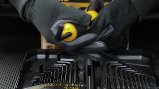 ELEAD Juego de Llaves Allen Hexagonales: Set de 41 Piezas con Llaves Hex y Torx con Mango de Torque, Estándar SAE (0.028"-3/8") y Métrico (0.7 mm-10 mm) y Torx (T9-T50) en Estuche de Almacenaje, Acero Cromo Vanadio Tratado al Calor miniatura 7