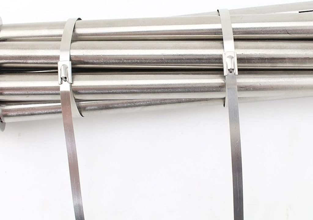 Bridas metálicas de Acero Inoxidable, Bridas for Cables de Acero Inoxidable 304, 7,9 mm x (150-600), Paquete 100(7.9mmx450mm)