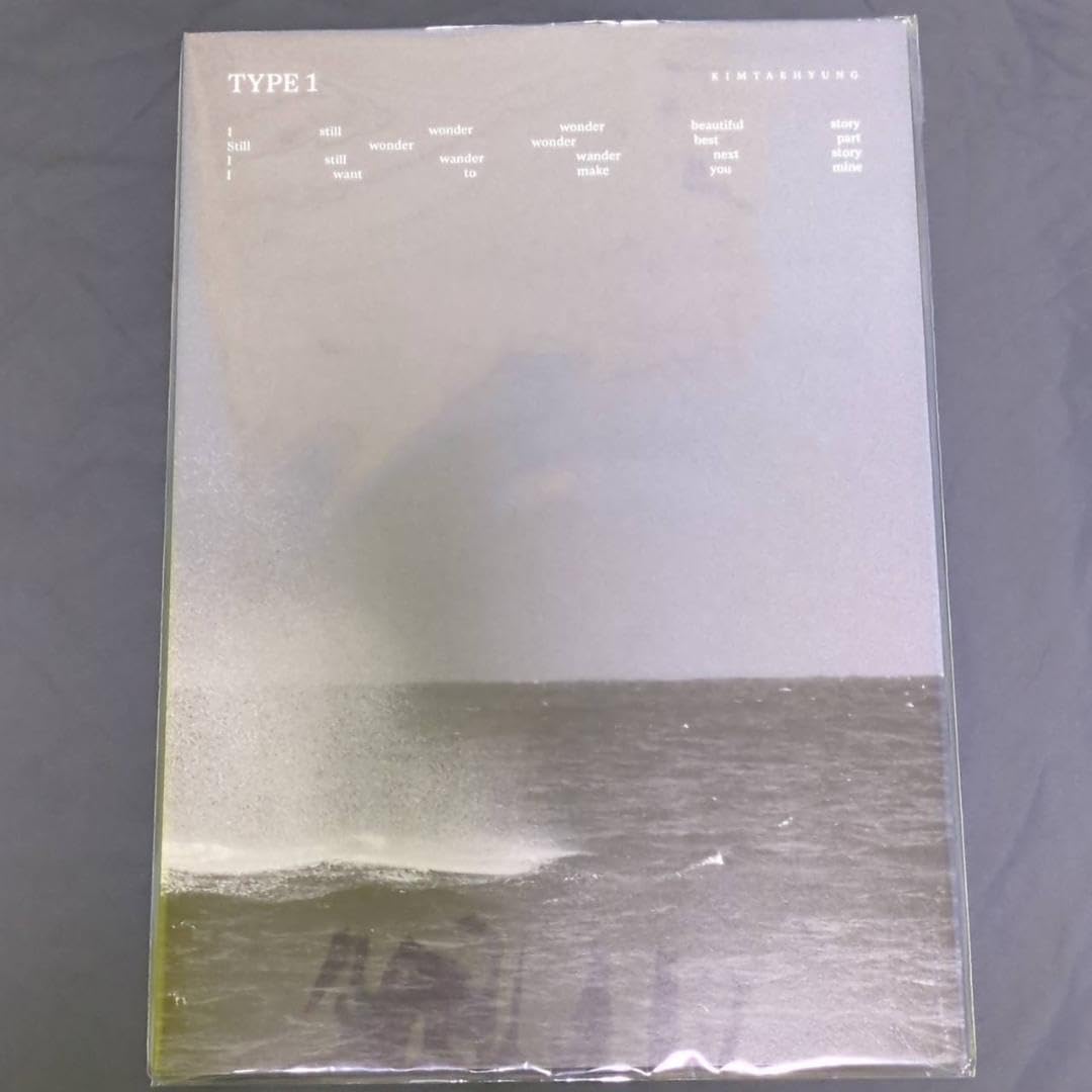 Amazon.co.jp: BTS V テヒョン TYPE1 写真展 展示会 ポスターブック
