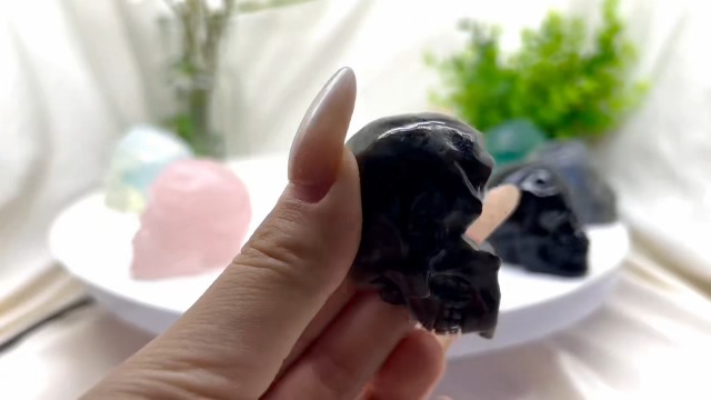 Amazon.com: QLRSUXN 2 Inch Black Obsidian Crystal Skulls Decor