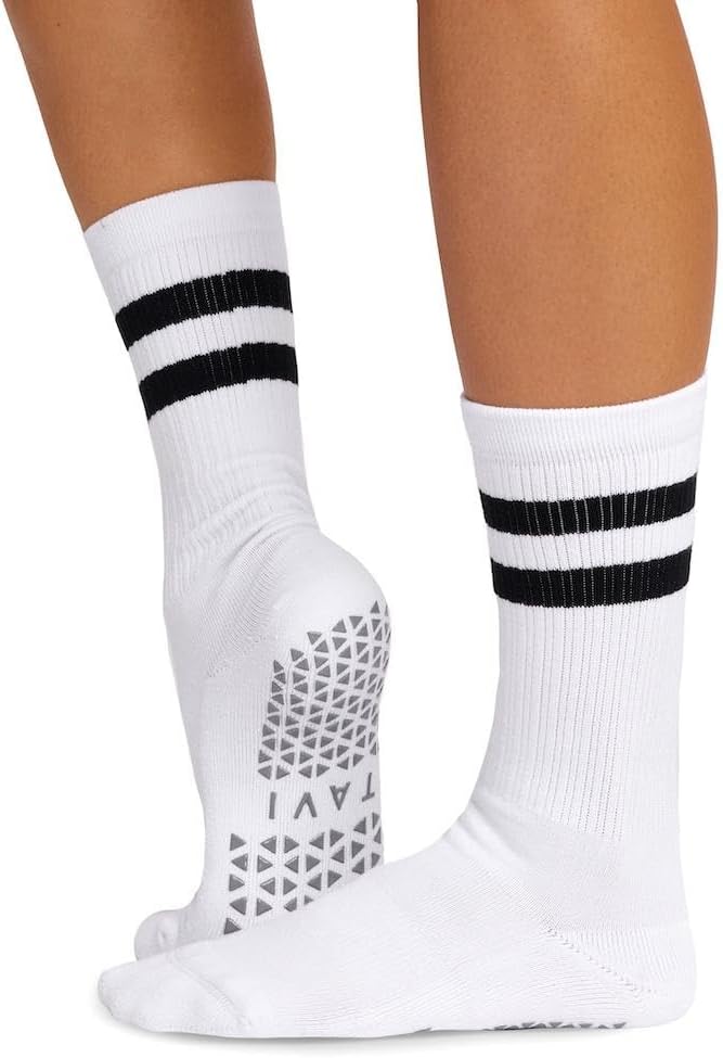 Kai Non-Slip Pilates Grip Socks for Women – Barre, Yoga & Studio Workouts