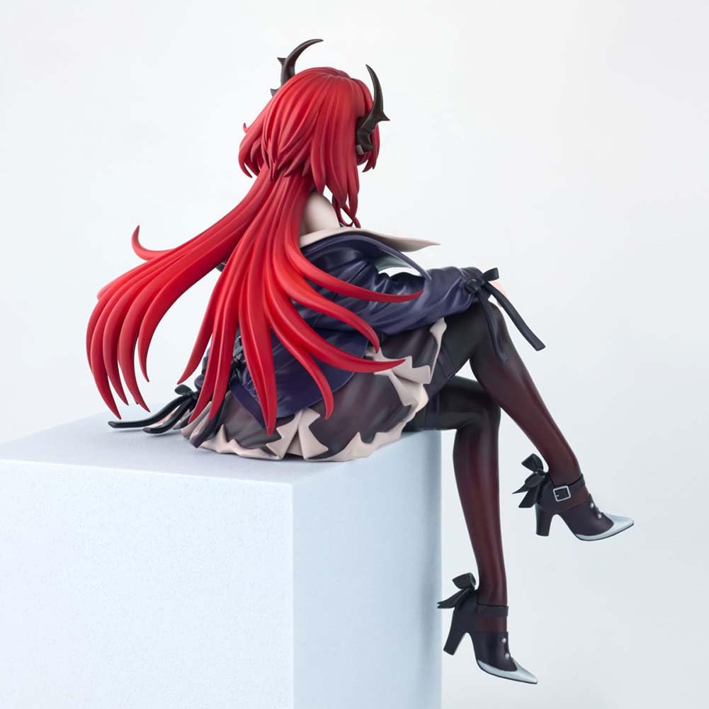 Zhongkaihua Surtr Figura de acción Surtr de 15 cm, postura sentada, modelo de anime, modelo de PVC, estatua coleccionable para decoración del hogar y escritorio, fanáticos adultos
