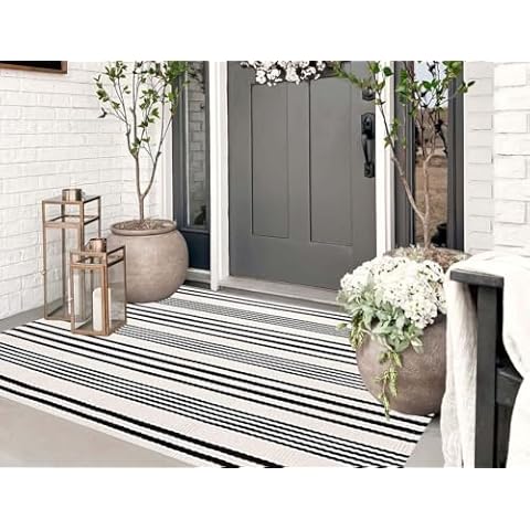 HOXCIK Black and White Outdoor Rug Cover